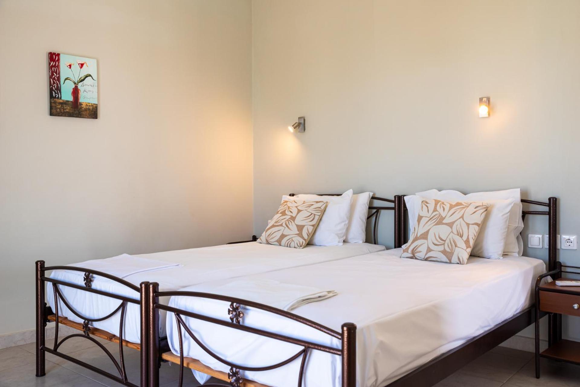 Stratos By Mroom Apartments Makriyialos Bagian luar foto