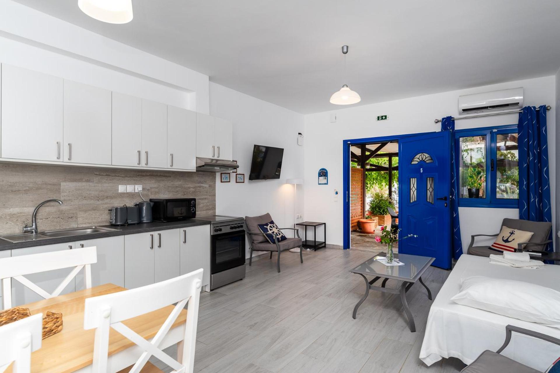Stratos By Mroom Apartments Makriyialos Bagian luar foto